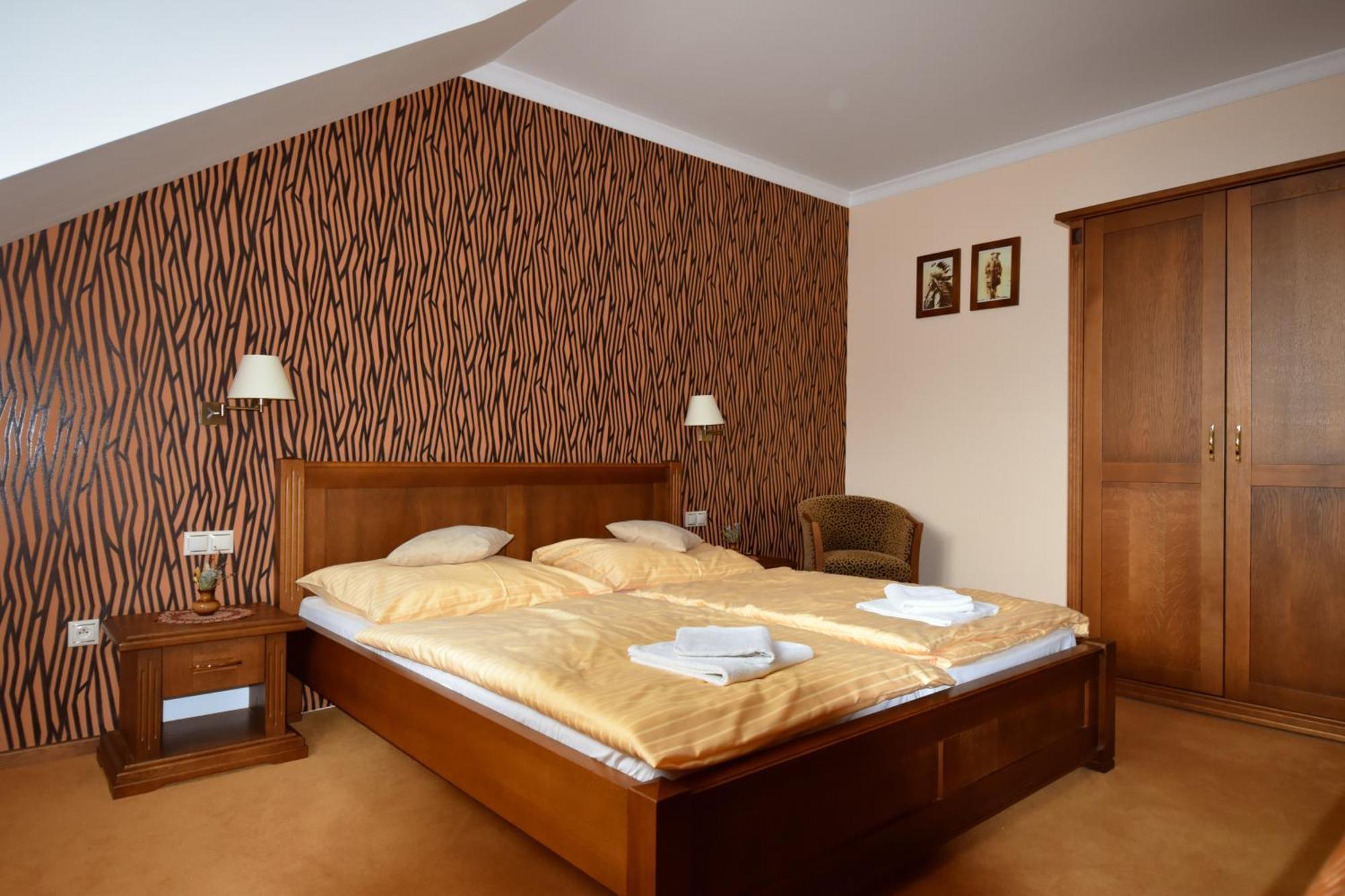 Country Saloon Belá Hotel Quarto foto