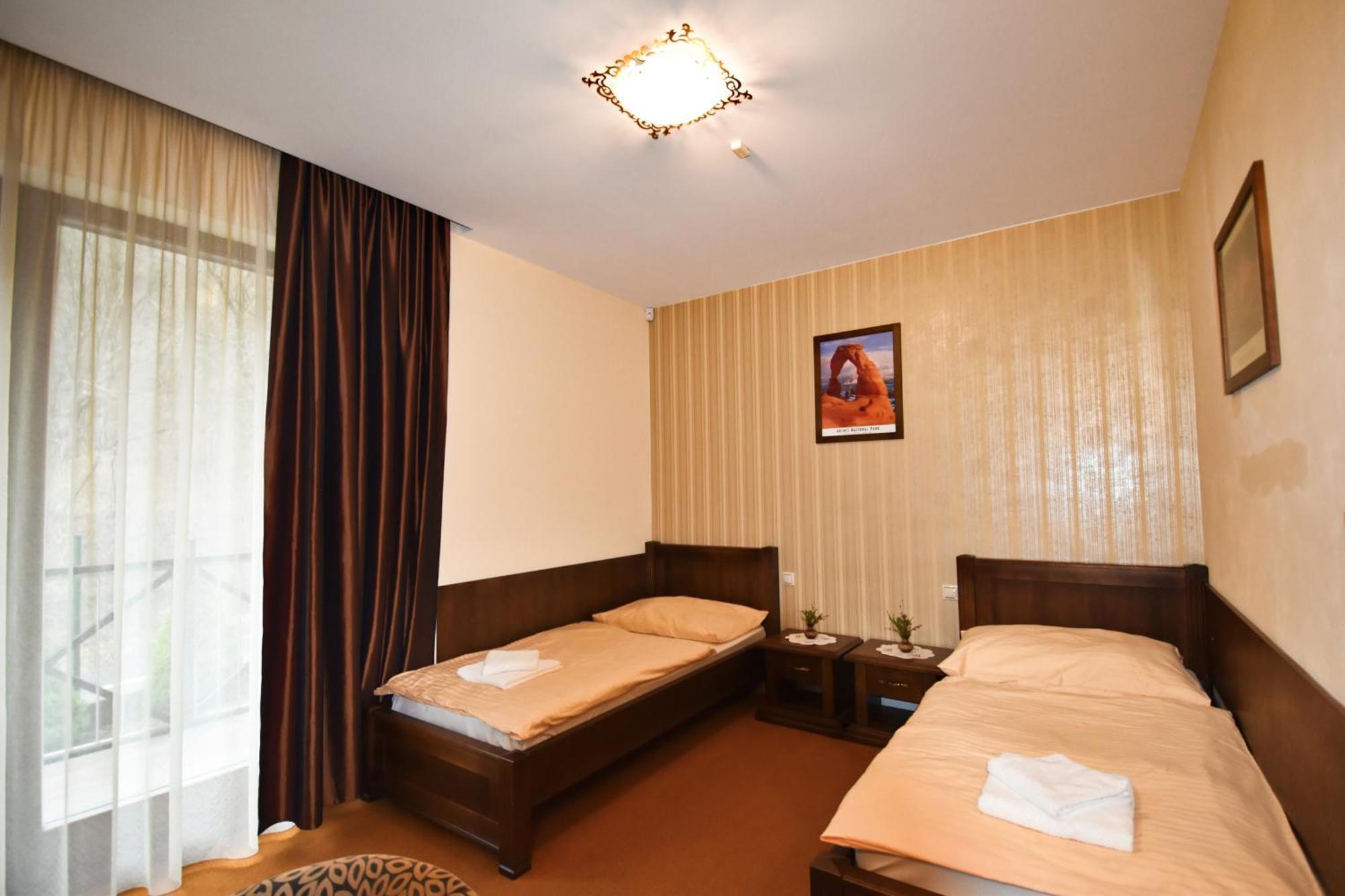 Country Saloon Belá Hotel Quarto foto